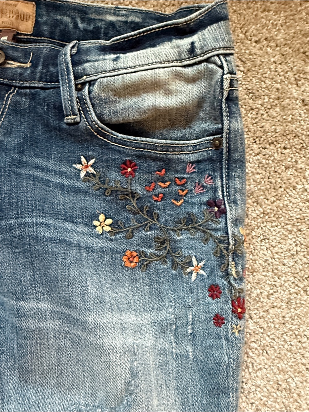 Driftwood Kelly Embroidered Light Blue Women’s Jeans size 27 - Picture 3 of 8